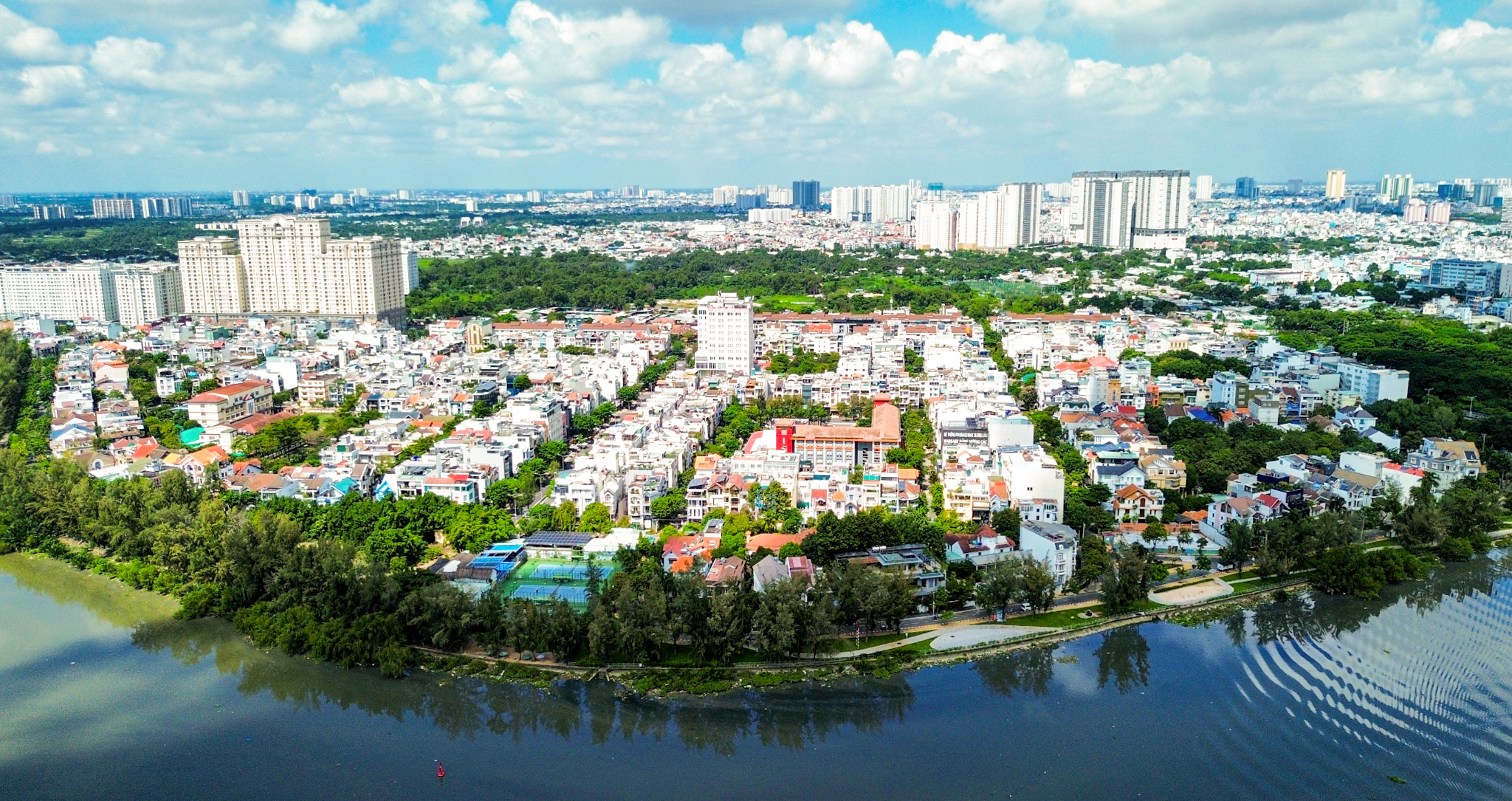 Top 10 khách sạn tình yêu ở Khu Trung Sơn sạch sẽ, kín đáo, riêng tư